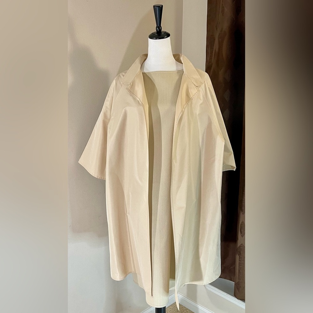 Zoran Vintage Designer 100% Silk Ivory Mid-Length Open Front Jacket Beautiful!